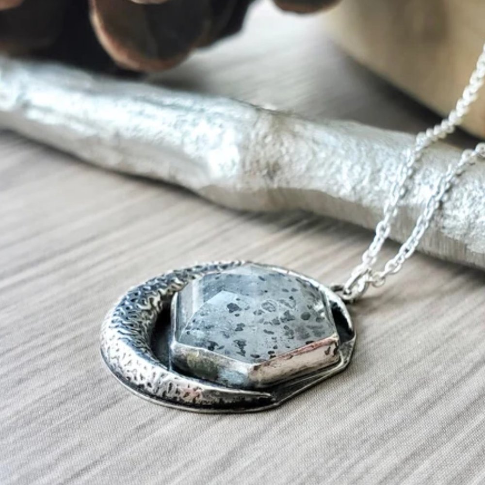 Black Sunstone Moon Necklace - Picture 5 of 6